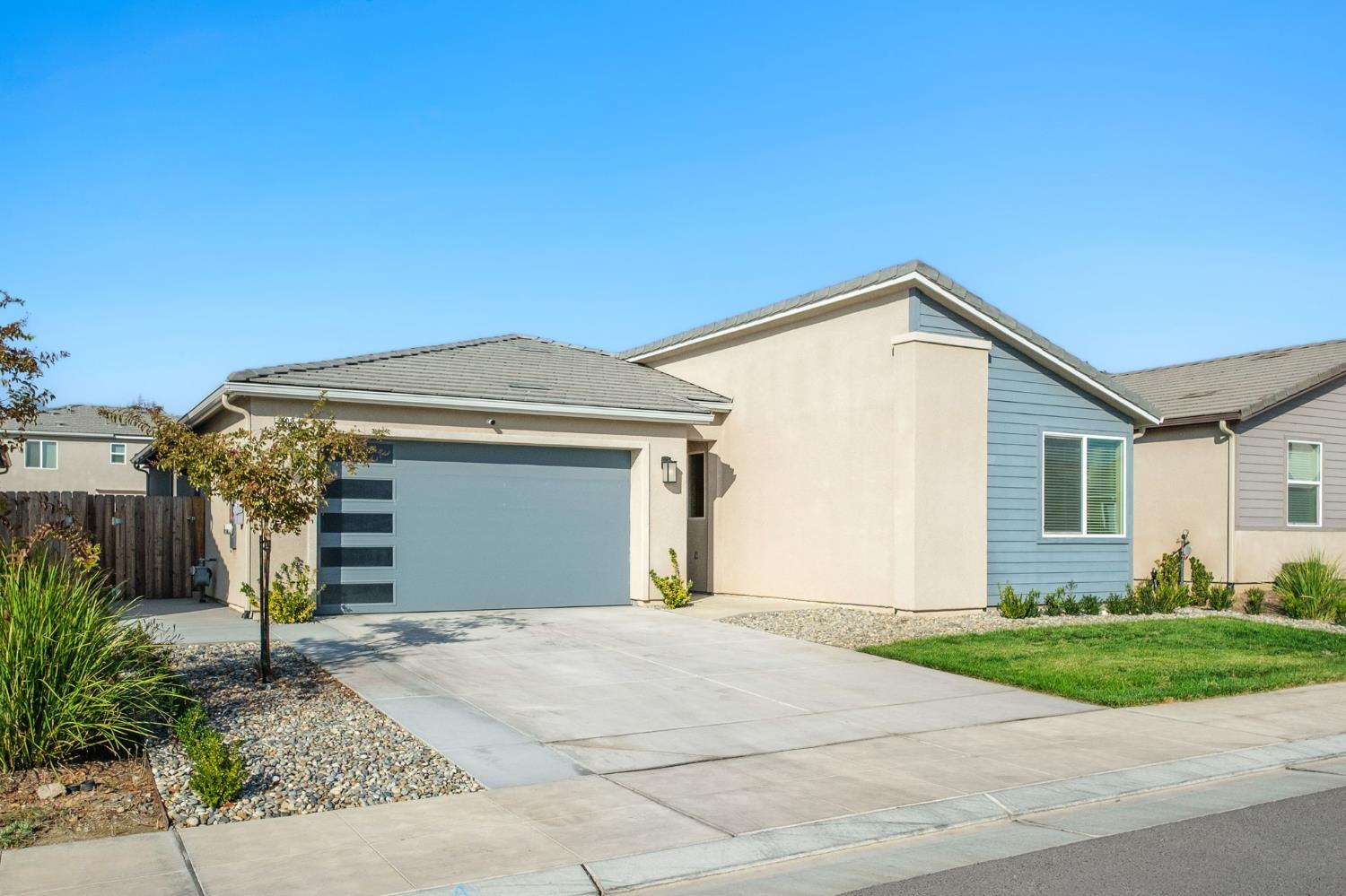 502 Traverse Dr S, Madera, CA 93636