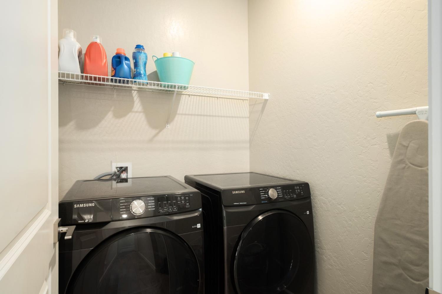 502 Traverse Dr S, Madera, CA 93636