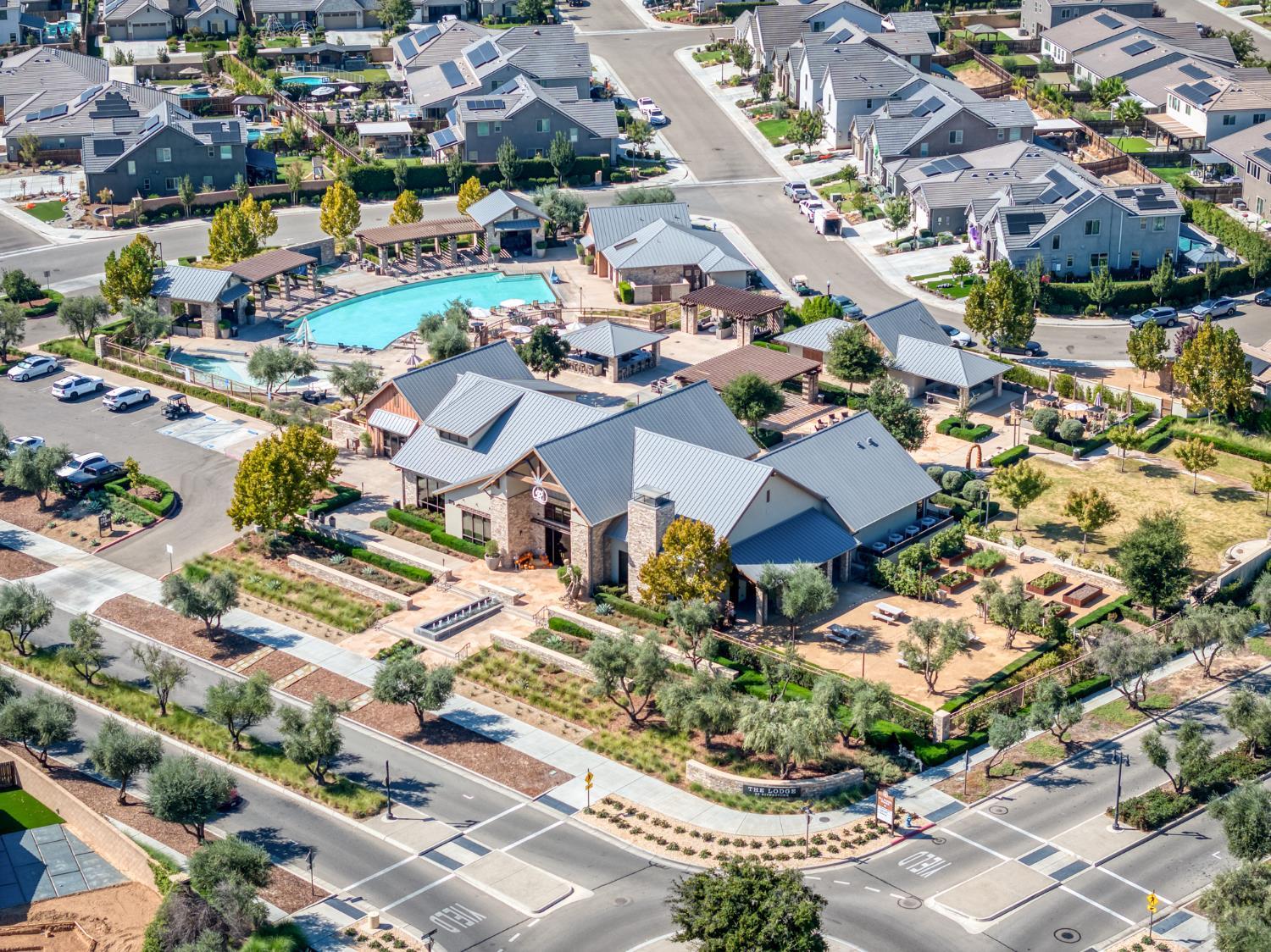 502 Traverse Dr S, Madera, CA 93636